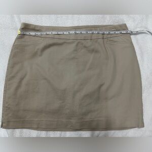 Croft & Barrow size 18R women’s khaki skirt